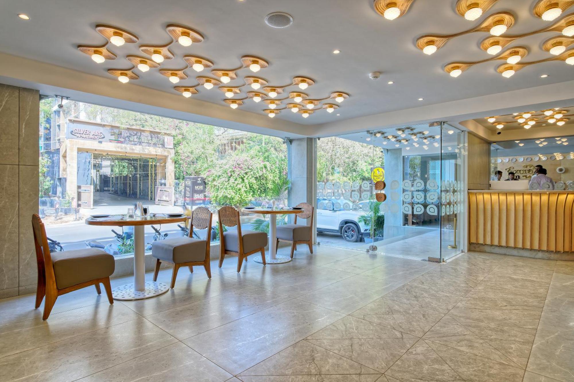 Exora Inn アーメダバード エクステリア 写真