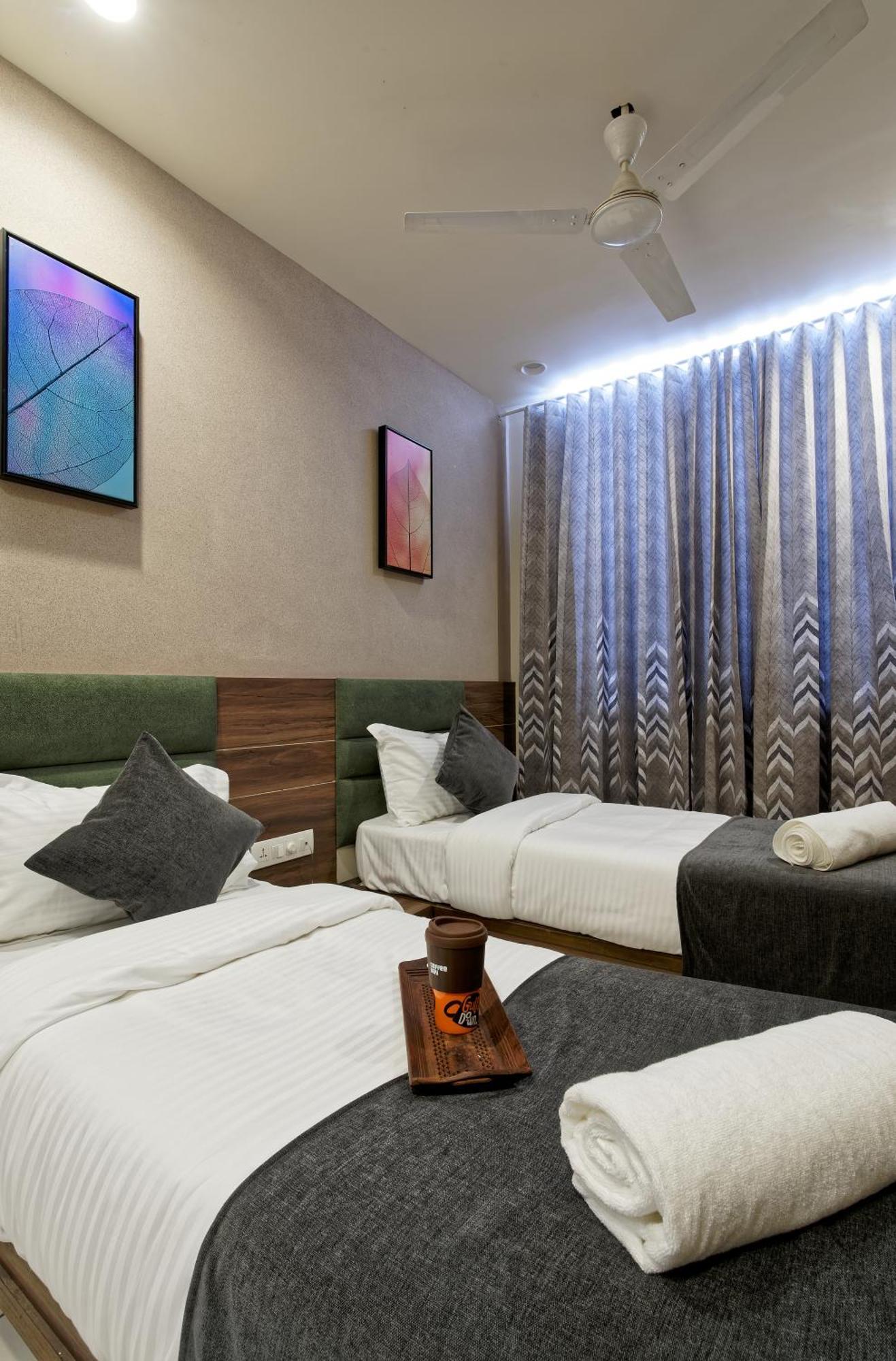 Exora Inn アーメダバード エクステリア 写真