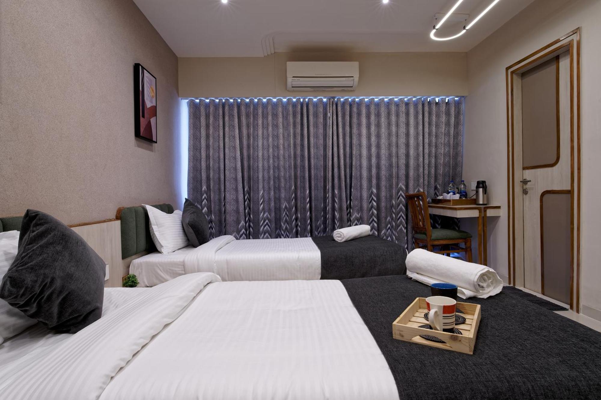 Exora Inn アーメダバード エクステリア 写真